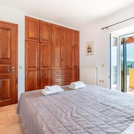 Ilios Case de vacanță